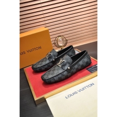 Louis Vuitton Low Shoes